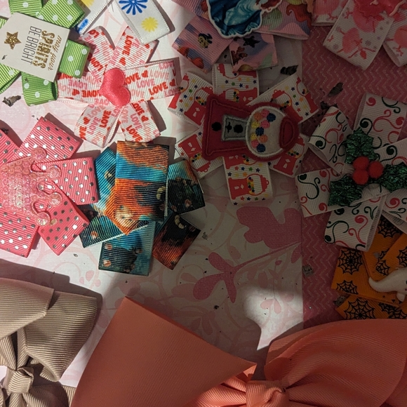 Bows - Picture 6 of 10